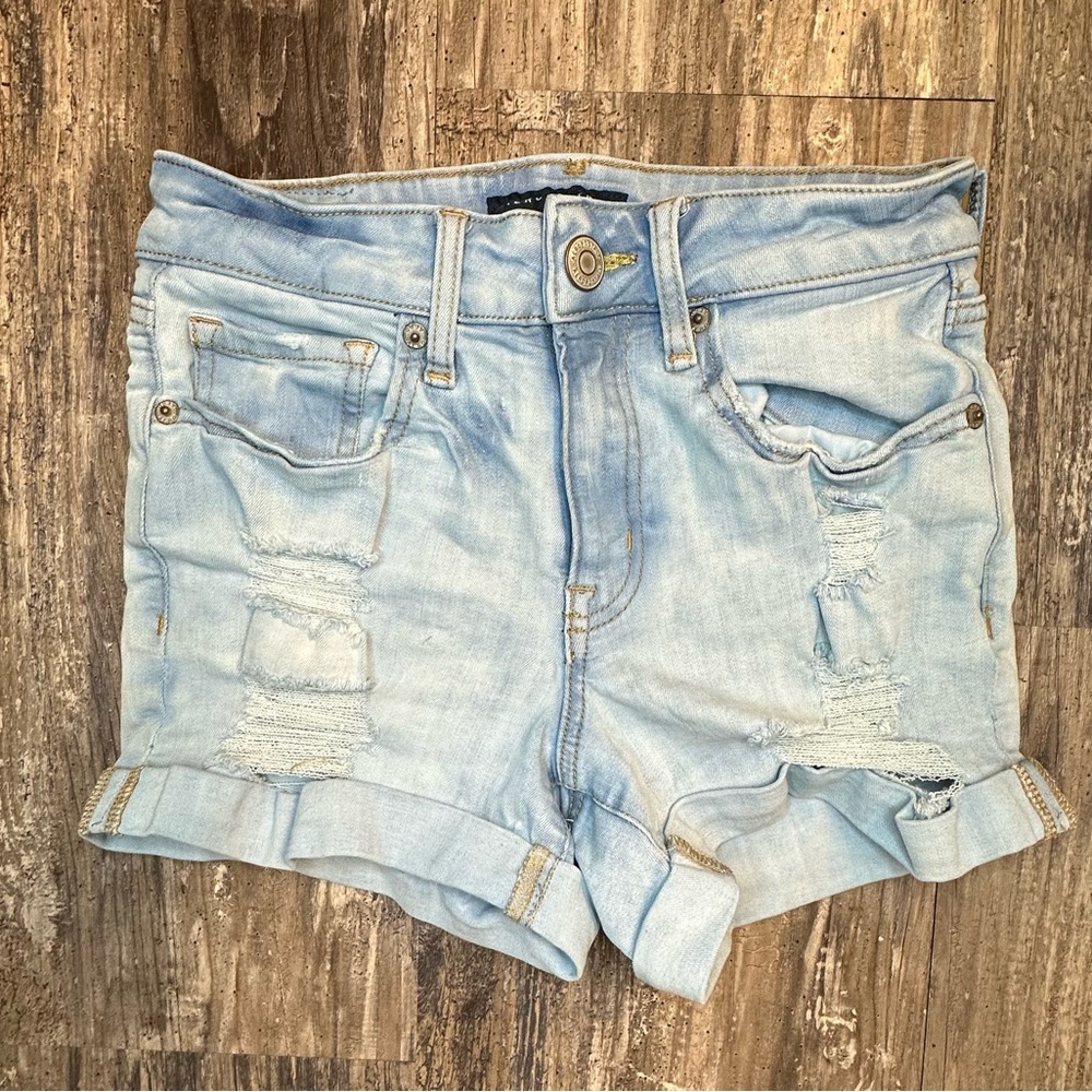 Aeropostale high rise midi light wash blue cuffed denim jean shorts size 00